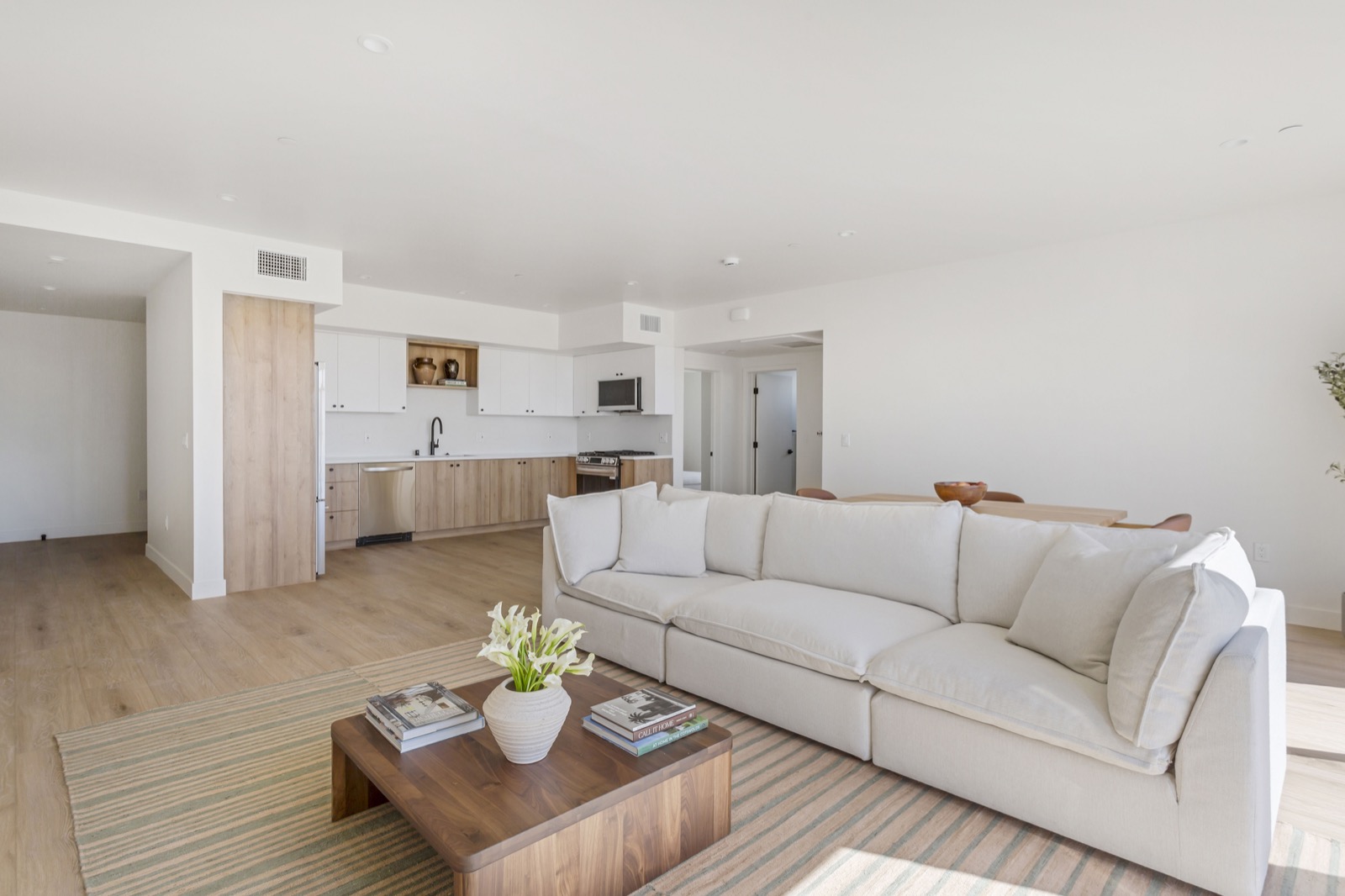 Residences at 27th Street West Adams